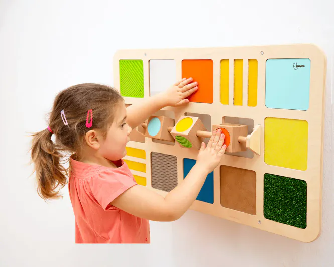 Hovedbilde Cubey taktil vegg