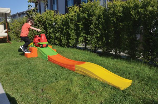 Mini berg-og-dalbane for barn